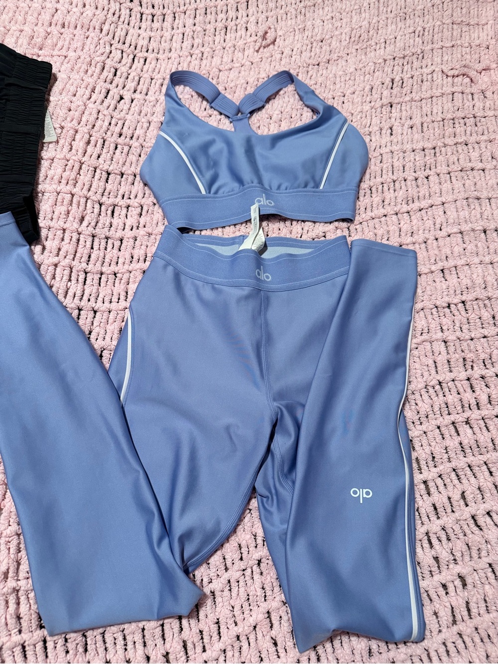 ALO Yoga Periwinkle Lavender High-Rise Leggings & Strappy Bra Set